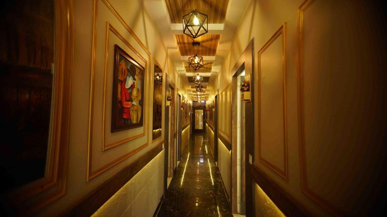 Yamunānagar Hotel Soluxe מראה חיצוני תמונה