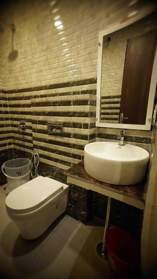 Yamunānagar Hotel Soluxe מראה חיצוני תמונה